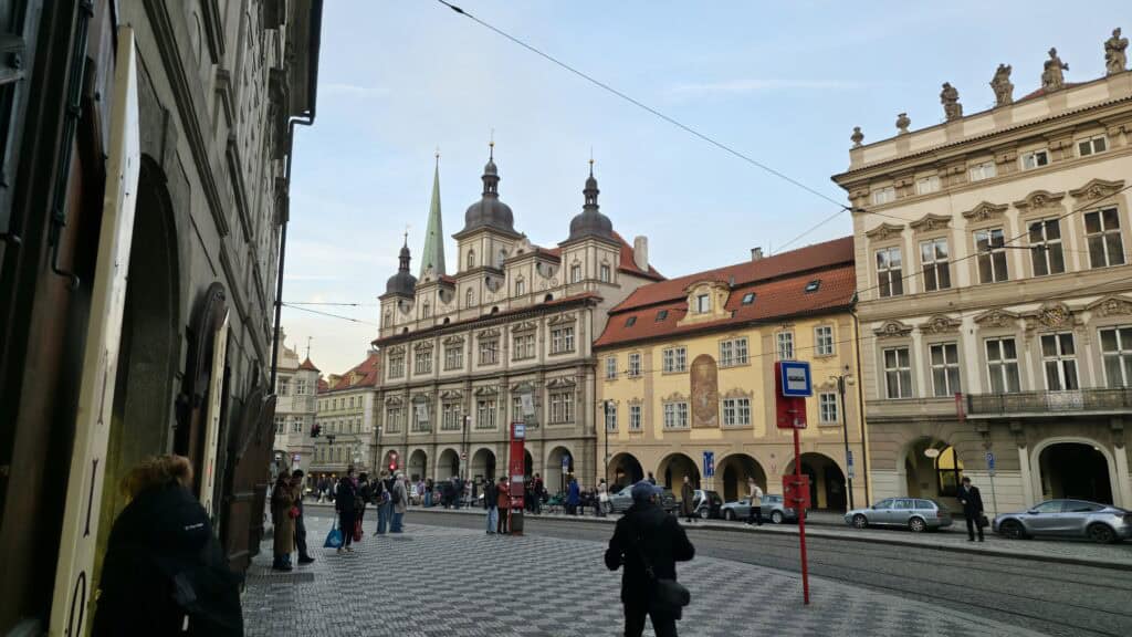 How to get to Malá Strana