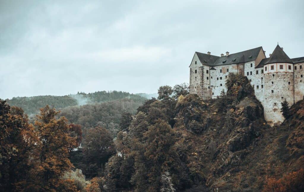 Explore the historical Loket Castle in Karlovy Vary region